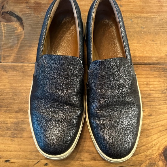 Frye Pewter Slip-On Shoes Size 9.5 - Picture 3 of 9